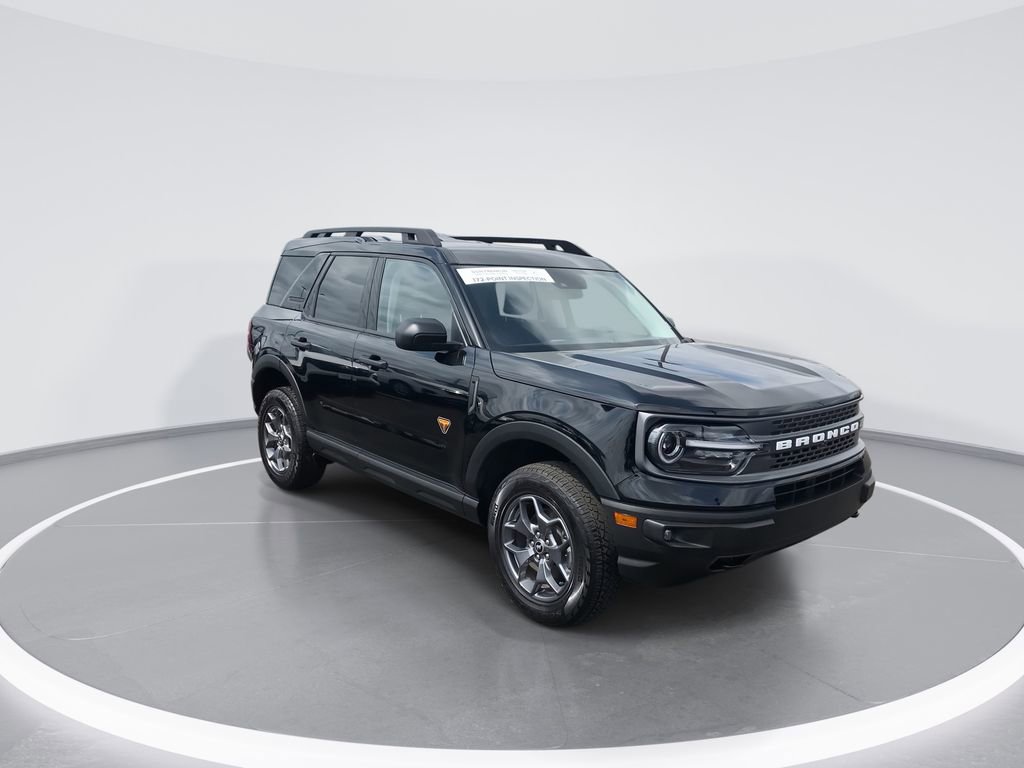 Used 2023 Ford Bronco Sport Badlands image 2