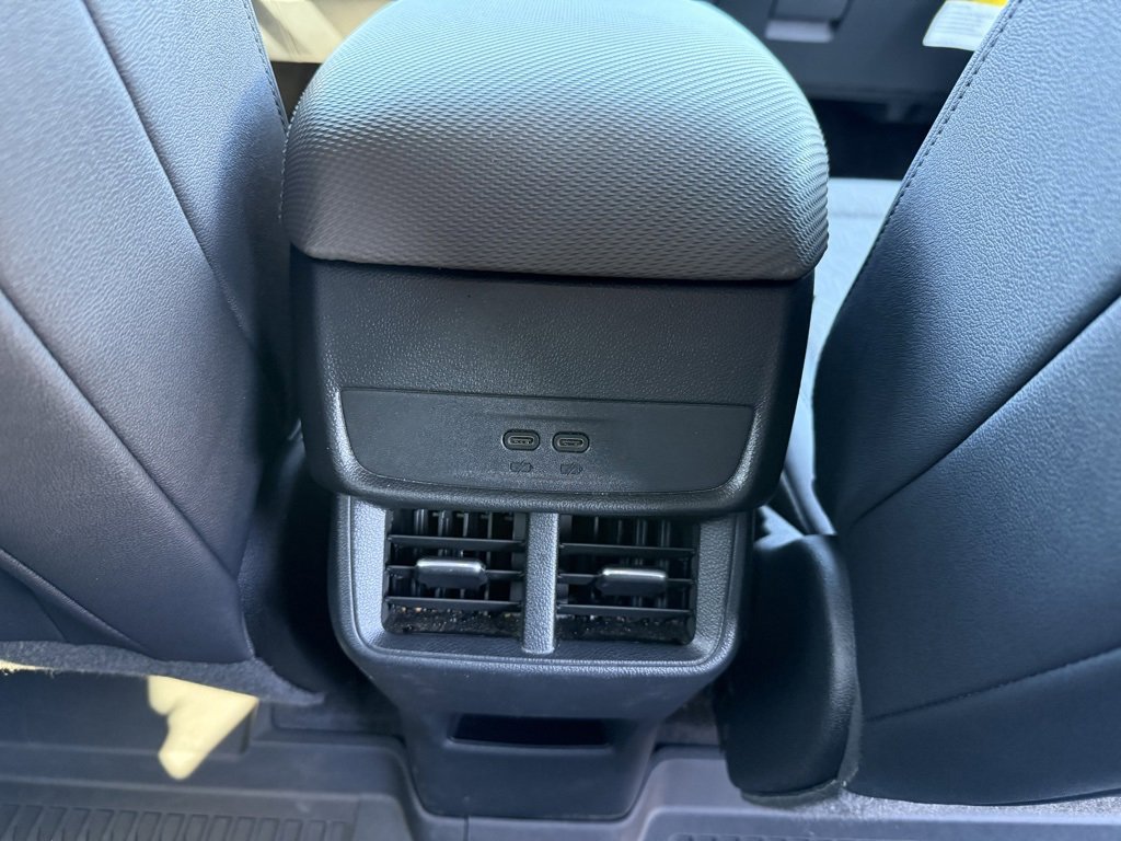 New 2025 Chevrolet Equinox LT w/ Convenience Package II image 23