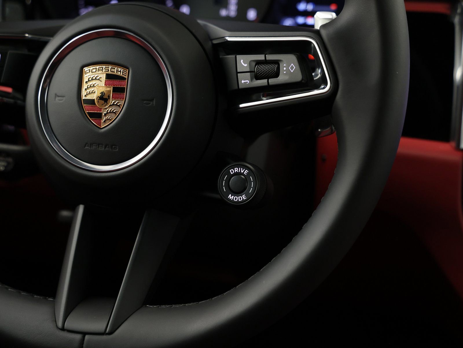 New 2026 Porsche Macan S image 38