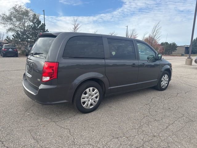 Used 2019 Dodge Grand Caravan SE w/ Rear Park Assist Package image 14