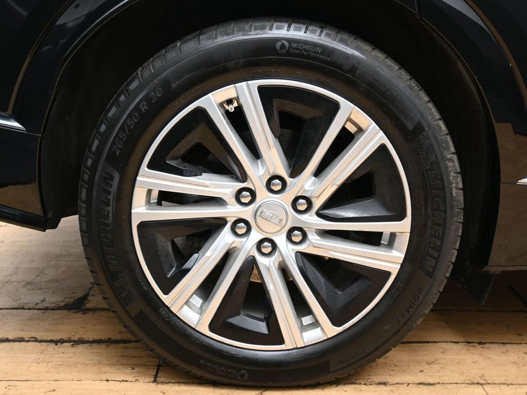 Used 2024 Cadillac Lyriq Tech RWD image 12