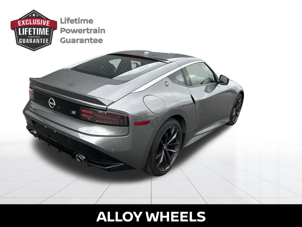 Certified 2024 Nissan Z Performance w/ Floor Mat Package RWD image 7
