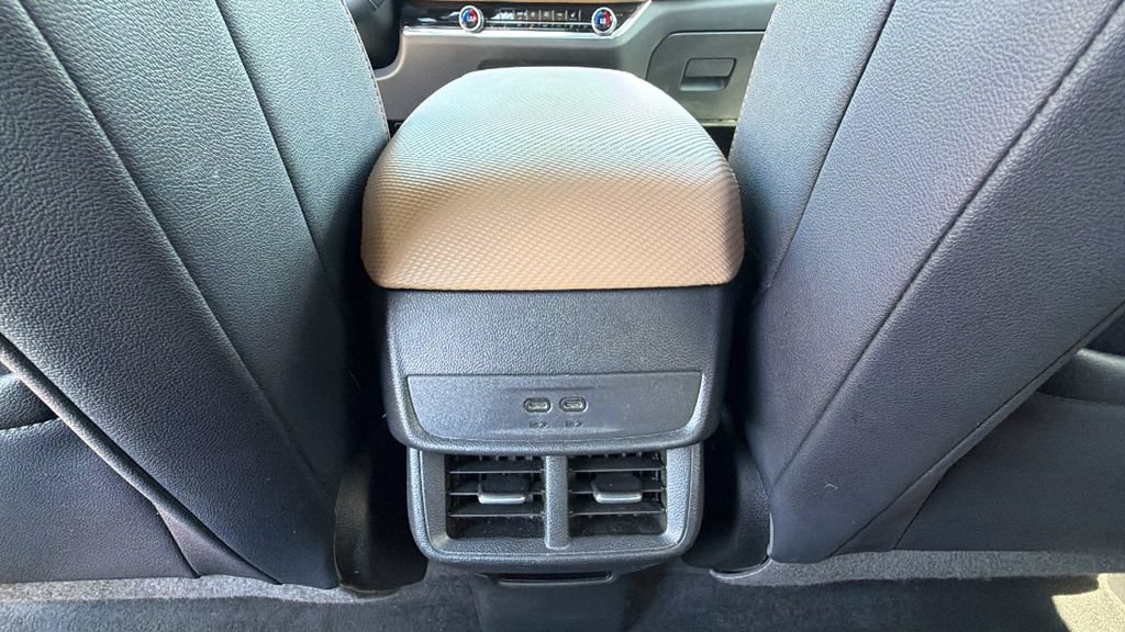Used 2025 Chevrolet Equinox ACTIV AWD/4WD image 25