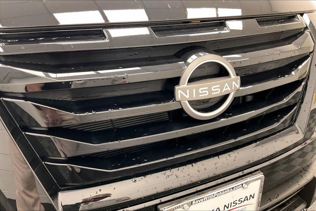 Certified 2025 Nissan Pathfinder SV w/ Black Appearance Package image 27
