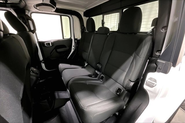 Used 2022 Jeep Gladiator Sport AWD/4WD image 26