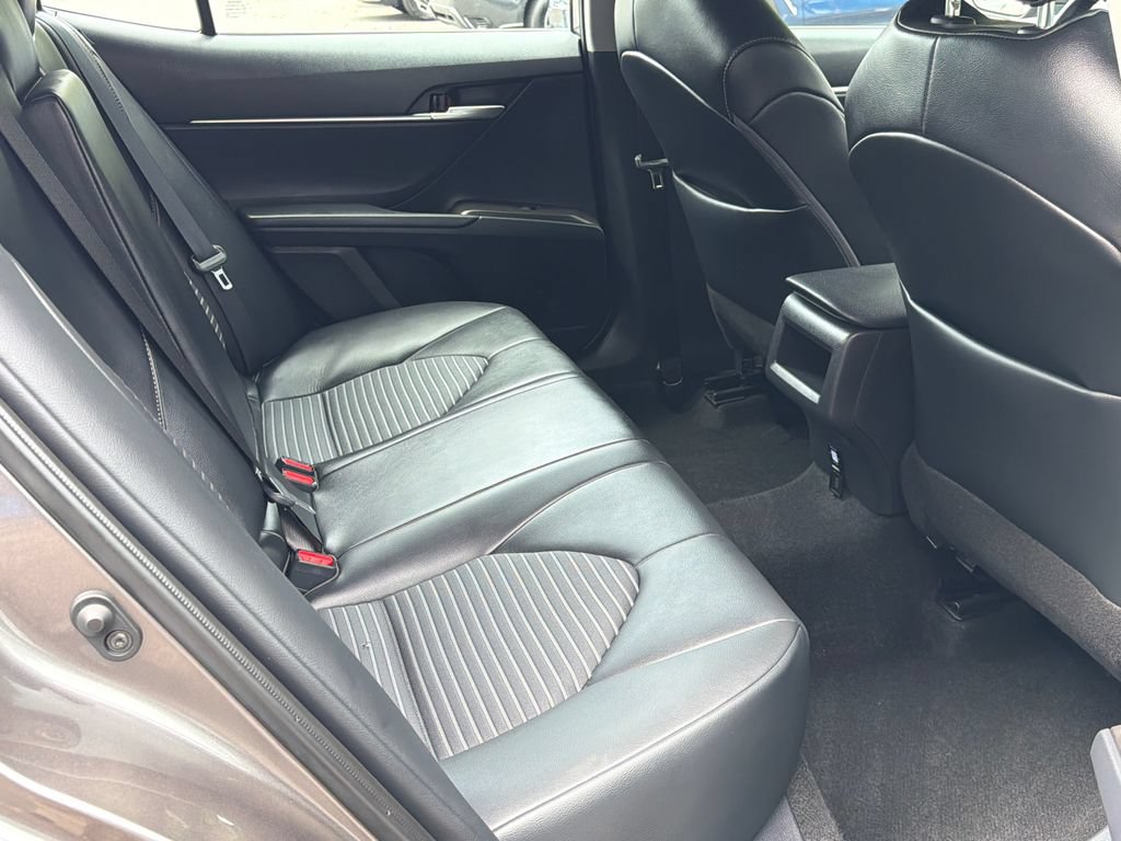 Used 2024 Toyota Camry SE FWD image 13