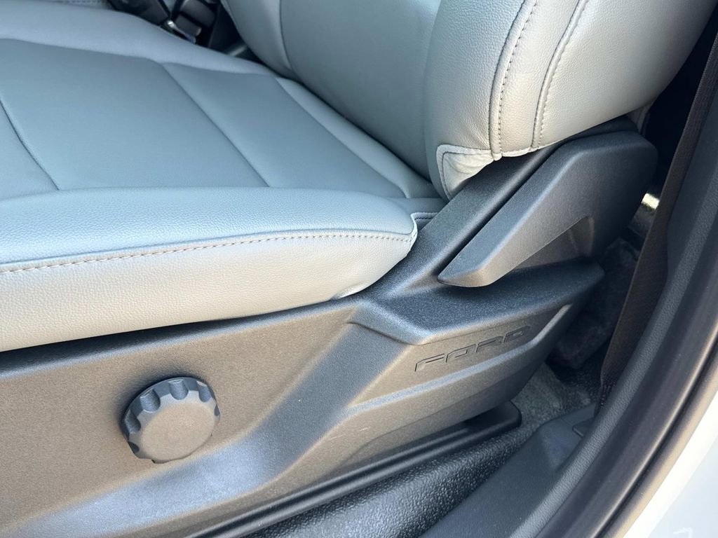 New 2025 Ford F350 XL w/ XL Chrome Package image 13