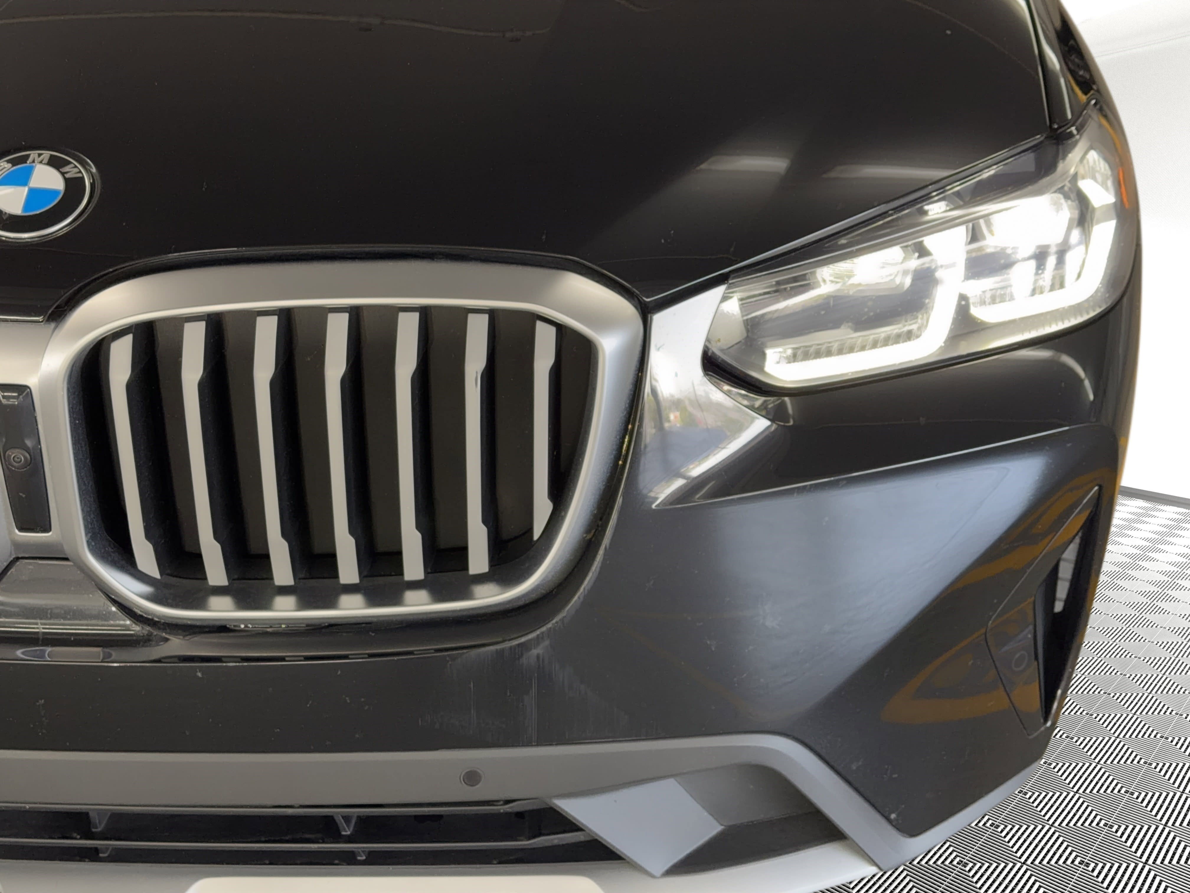 Used 2023 BMW X3 sDrive30i w/ Premium Package image 11