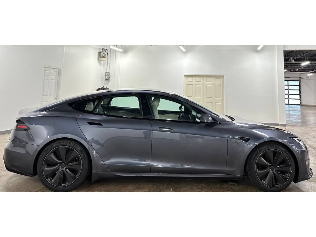 Used 2022 Tesla Model S Standard Range AWD/4WD image 10