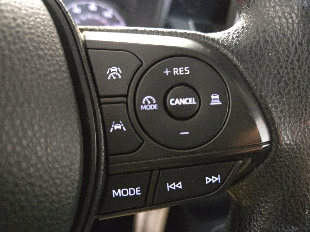 Used 2023 Toyota Corolla LE FWD image 21