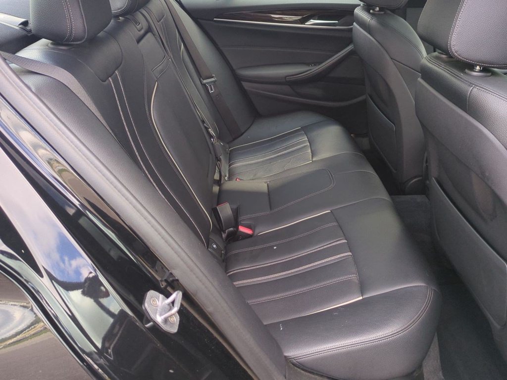 Used 2019 BMW 540i xDrive w/ Convenience Package AWD/4WD image 24