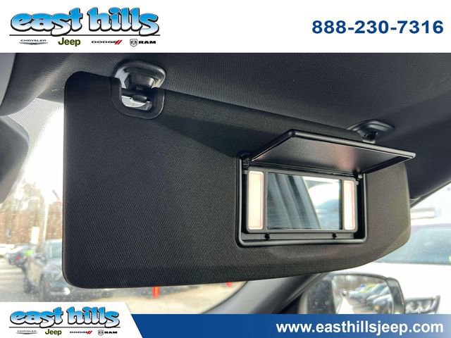 Certified 2024 Jeep Grand Cherokee Limited w/ Black Appearance Package image 39