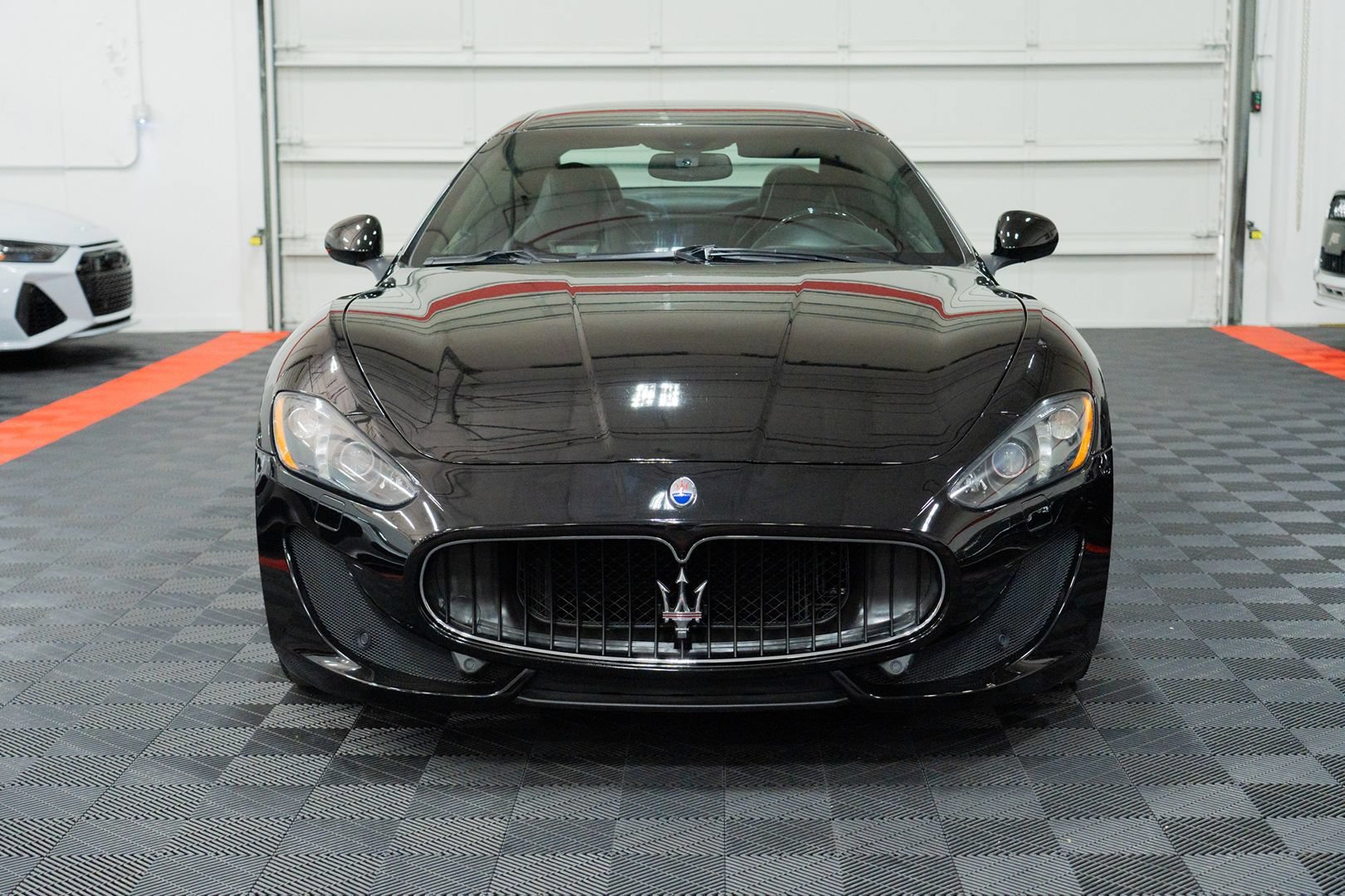 Used 2014 Maserati GranTurismo Sport RWD image 2