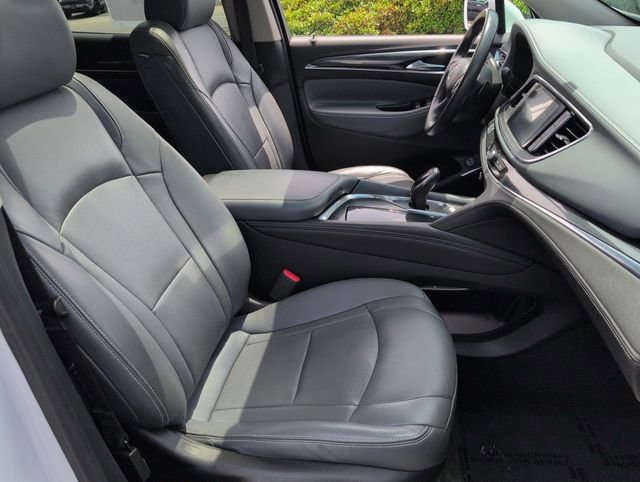 Used 2019 Buick Enclave Essence FWD image 29