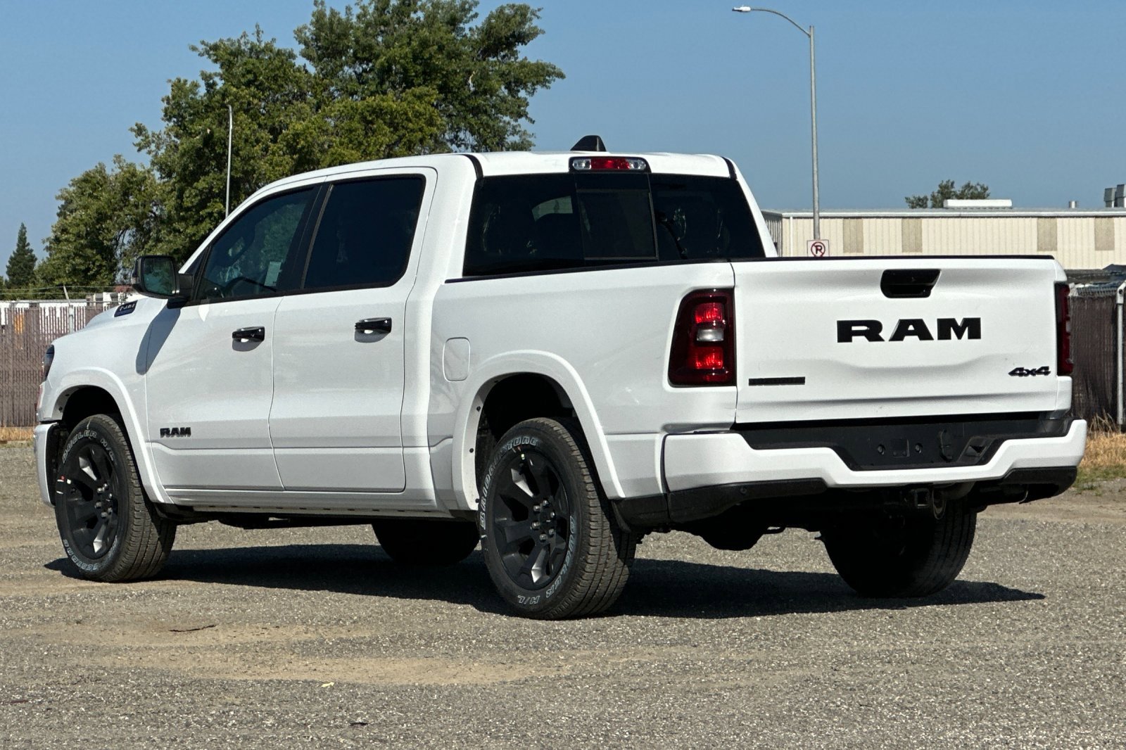 New 2026 RAM 1500 4x4 Crew Cab image 5