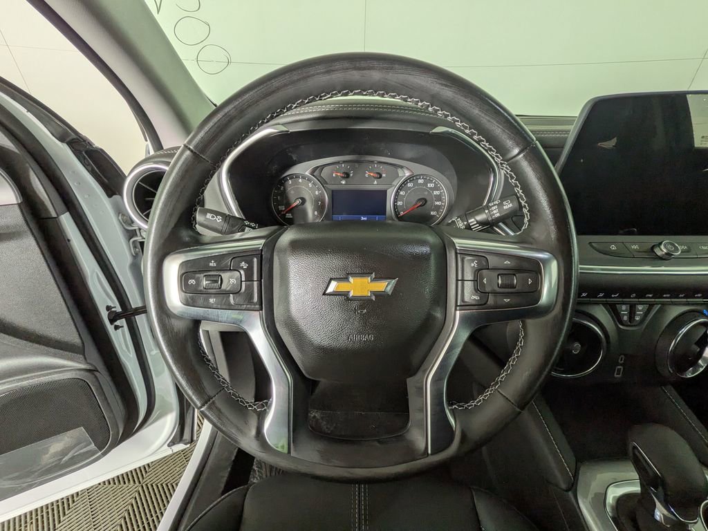 New 2026 Chevrolet Blazer LT w/ Midnight/Sport Edition AWD/4WD image 19