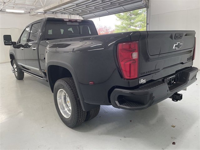 New 2026 Chevrolet Silverado 3500 High Country w/ High Country Premium Package image 8