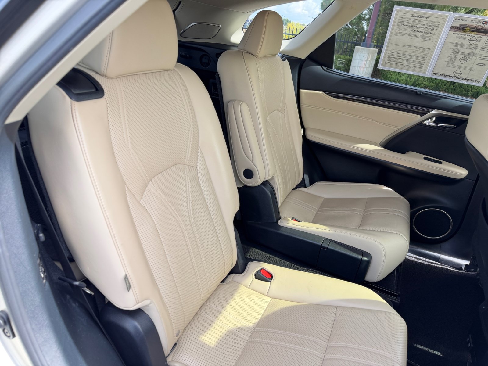 Used 2021 Lexus RX 450hL Luxury w/ Cold Area Package (CT) AWD/4WD image 18
