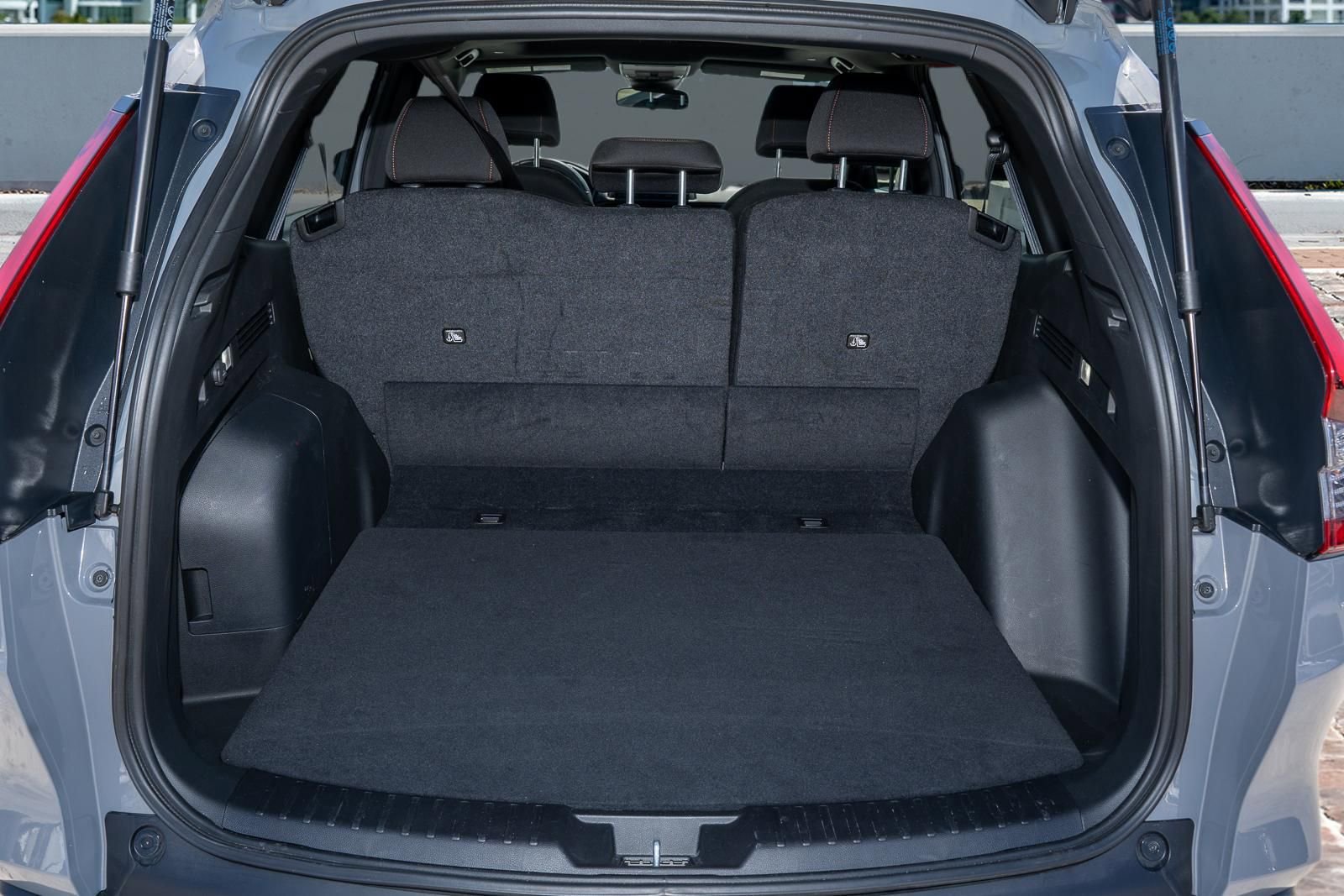 Certified 2025 Honda CR-V Sport image 9