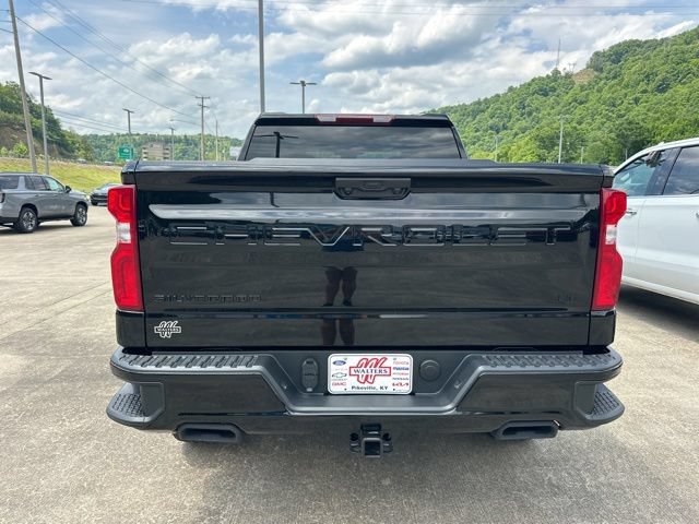 New 2026 Chevrolet Silverado 1500 LT Trail Boss w/ LPO, Dark Essentials Package AWD/4WD image 3
