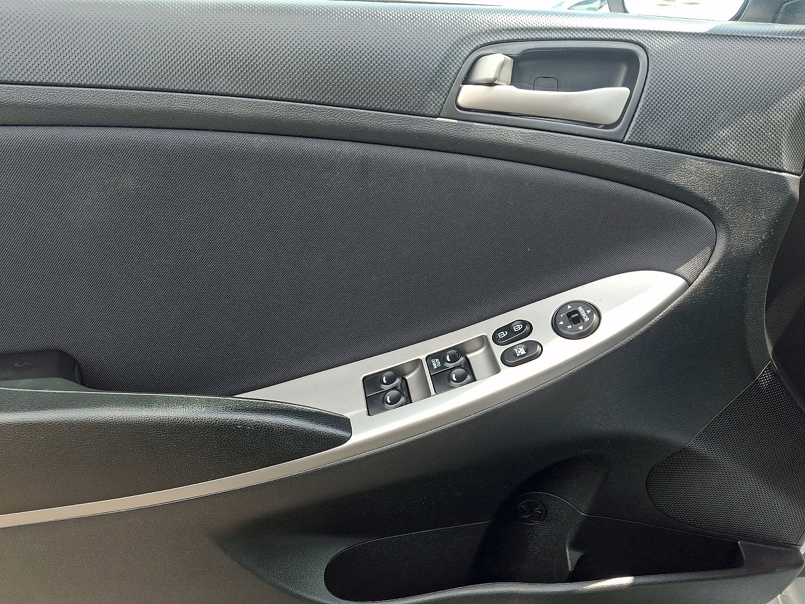 Used 2015 Hyundai Accent GS FWD image 14