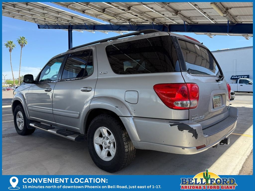 Used 2005 Toyota Sequoia SR5 image 3
