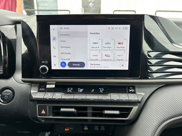 Used 2025 Toyota Camry SE image 25