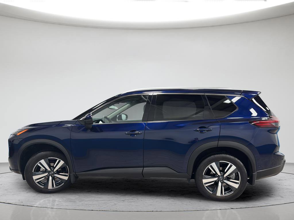 Certified 2025 Nissan Rogue SL w/ SL Premium Package image 8