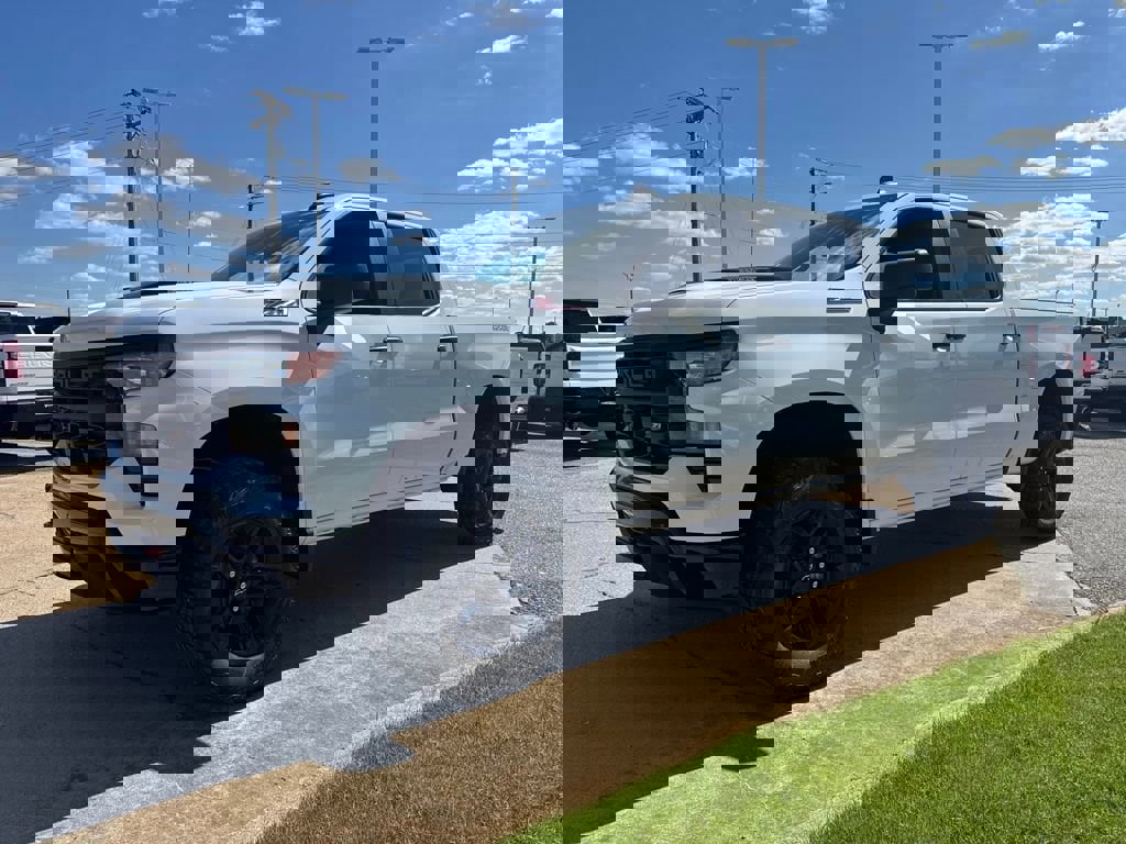 New 2026 Chevrolet Silverado 1500 Custom Trail Boss image 1