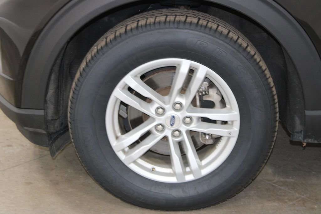 Used 2023 Ford Explorer XLT w/ Equipment Group 202A image 52
