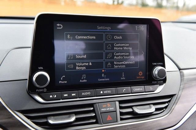 Certified 2025 Nissan Altima 2.5 SV image 14