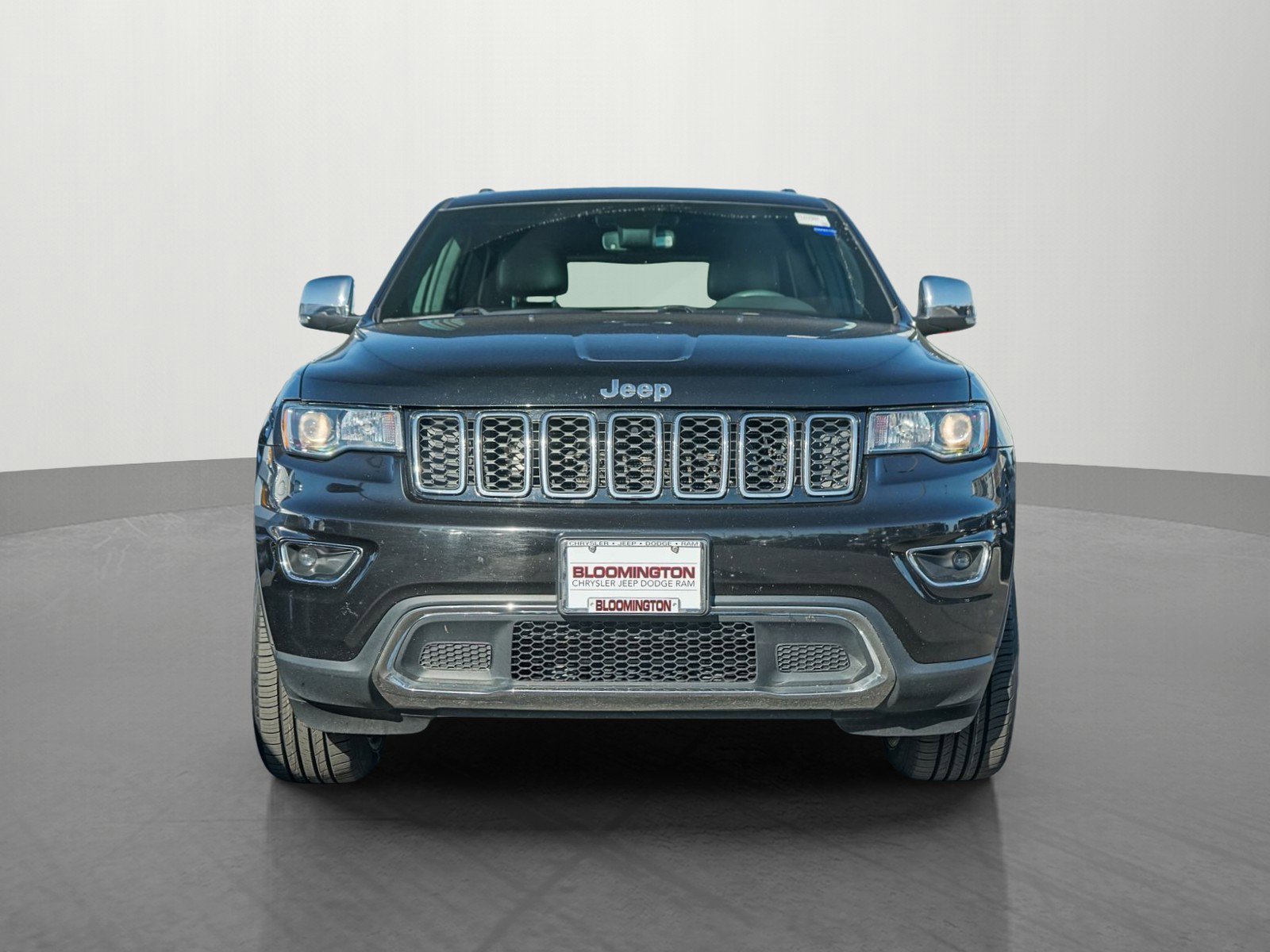 Used 2019 Jeep Grand Cherokee Limited image 2