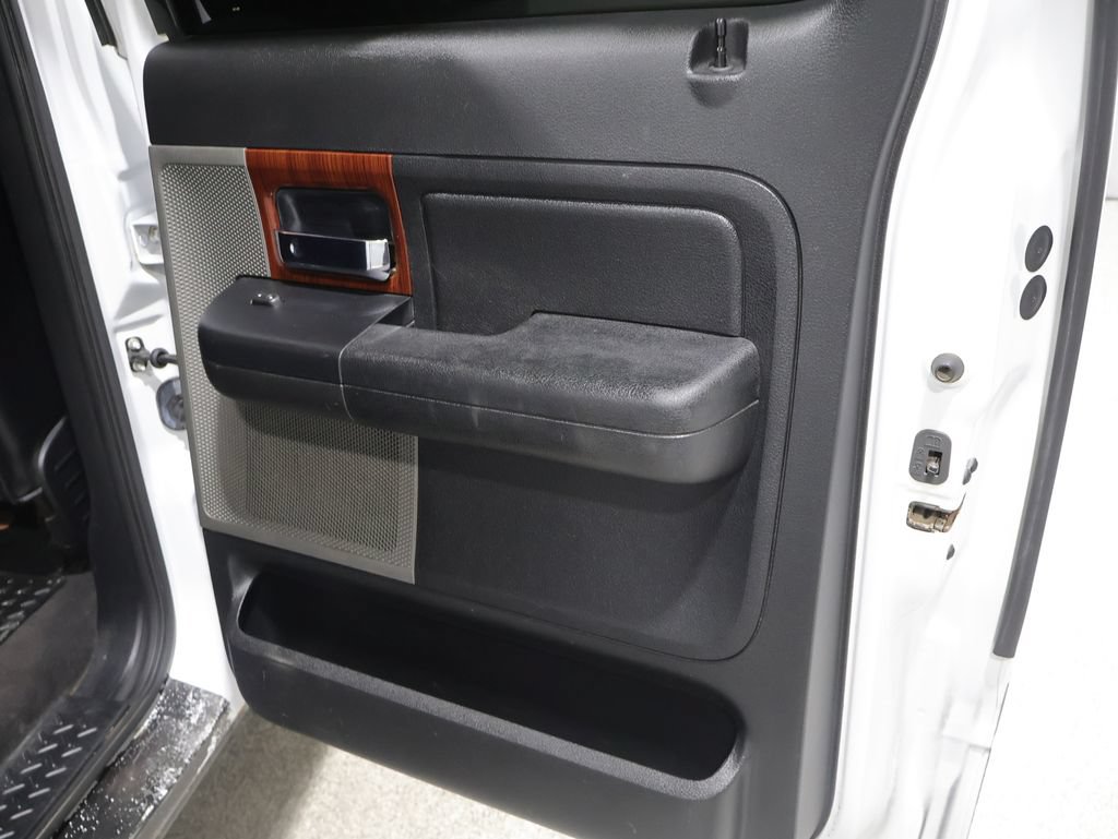 Used 2005 Ford F150 Lariat AWD/4WD image 22