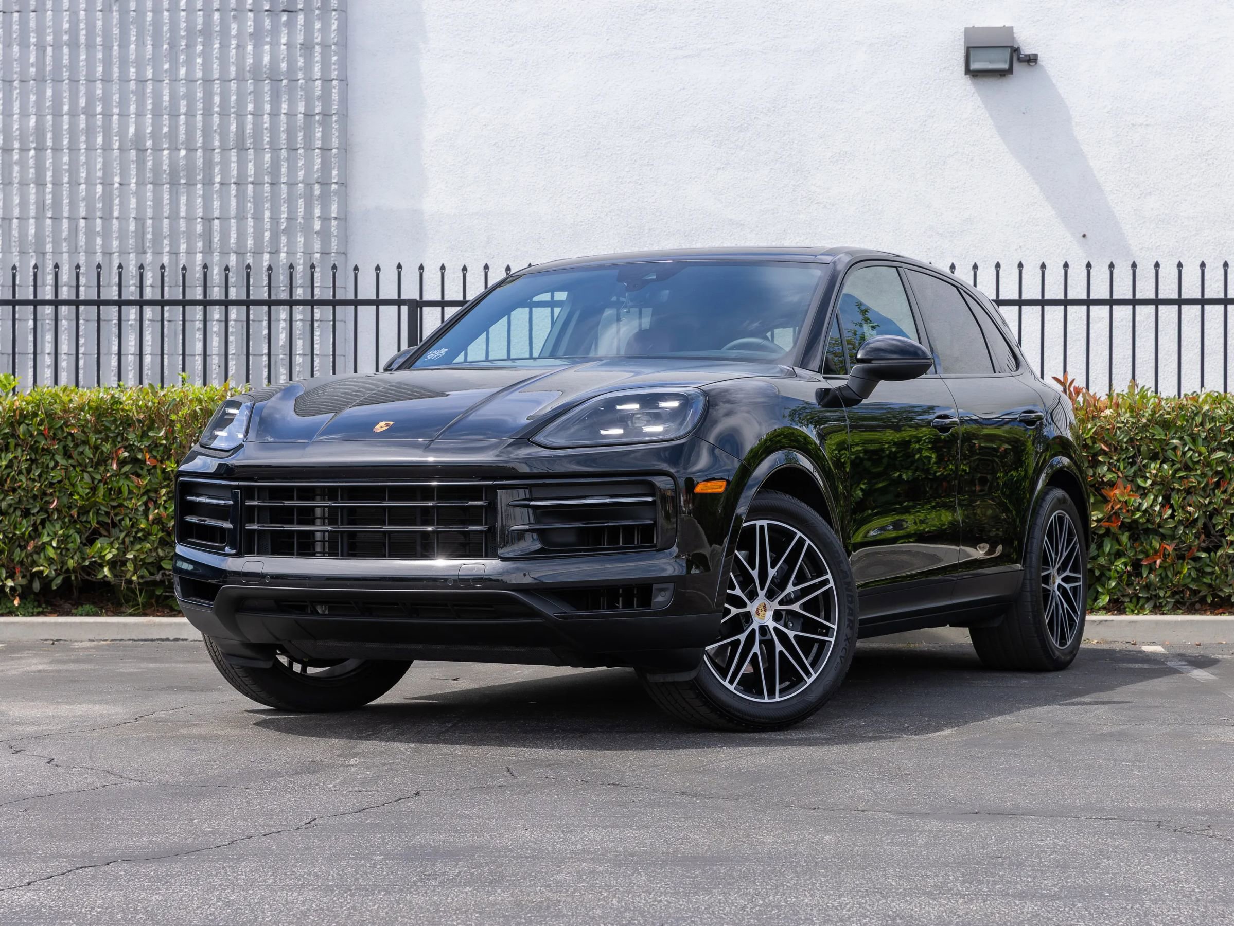 Used 2024 Porsche Cayenne image 17
