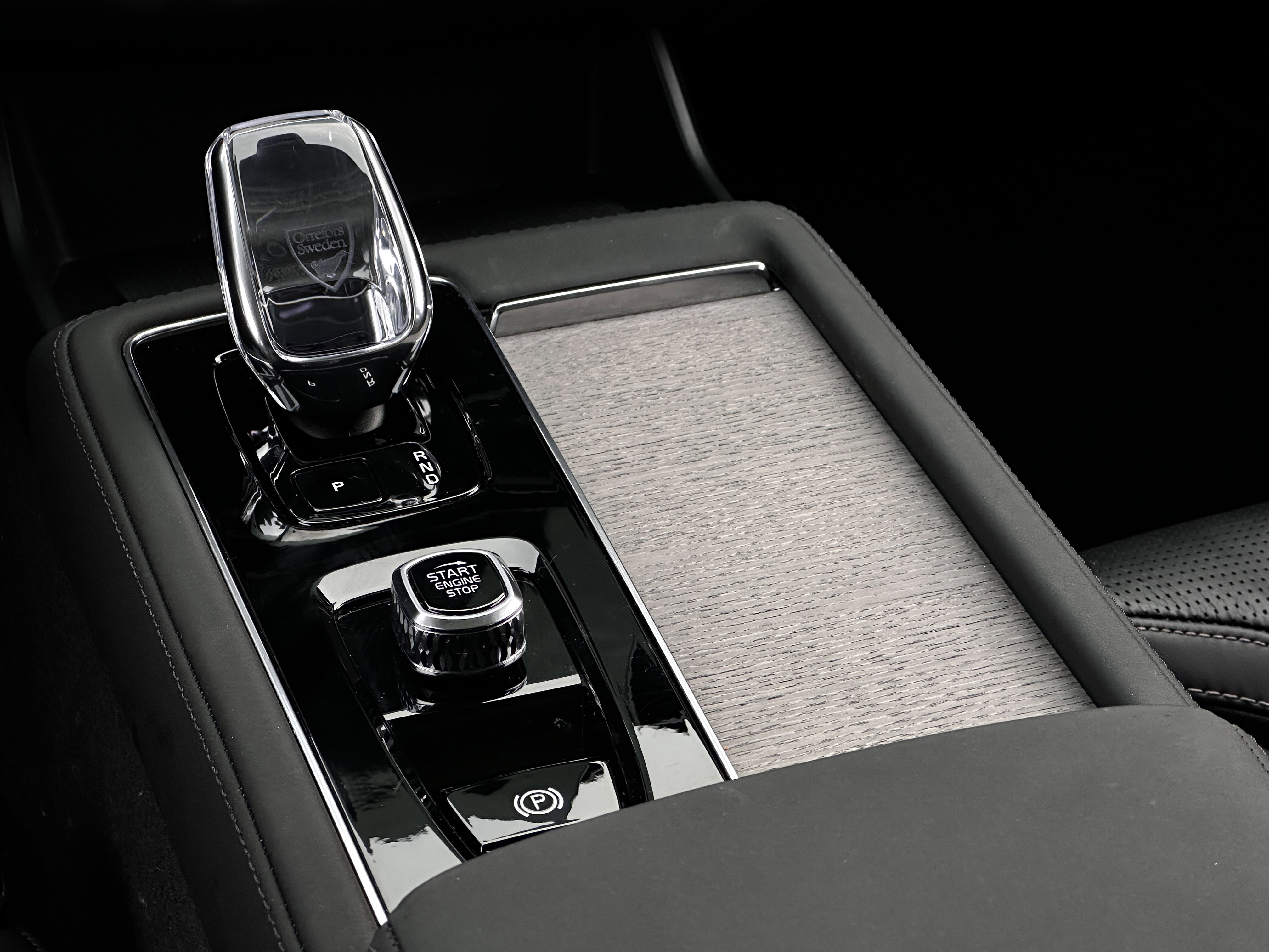 Used 2025 Volvo XC90 T8 Ultra image 26