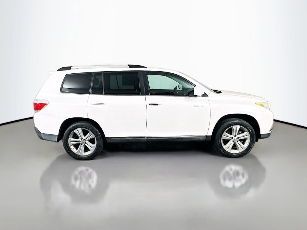 Used 2013 Toyota Highlander Limited image 8