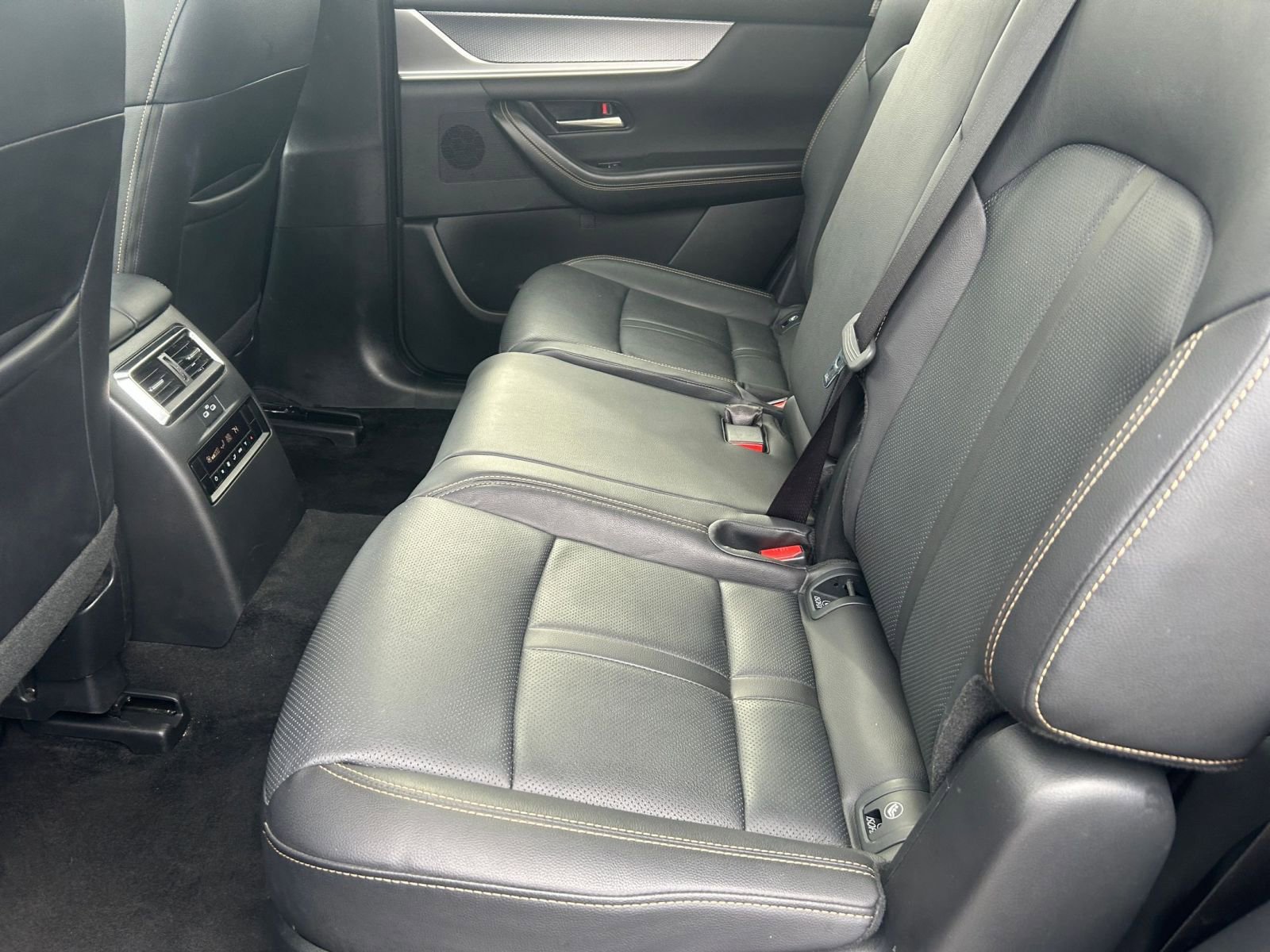 Used 2025 MAZDA CX-90 3.3 Turbo w/ Preferred Package image 28