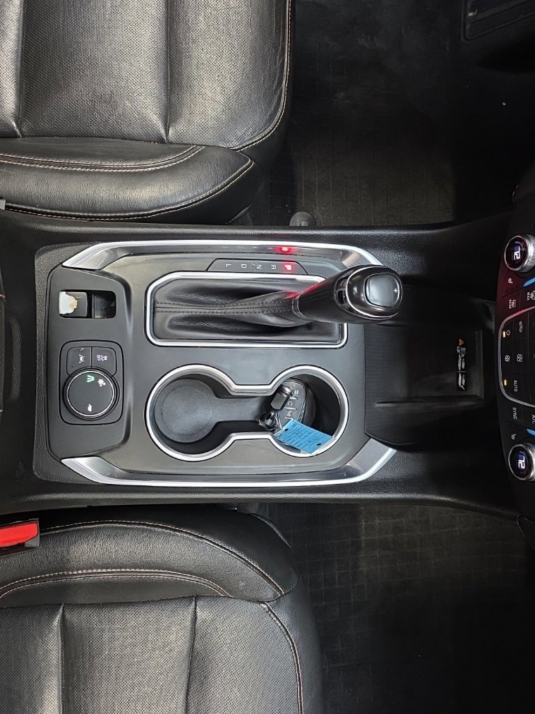 Used 2020 Chevrolet Traverse Premier w/ Redline Edition image 24