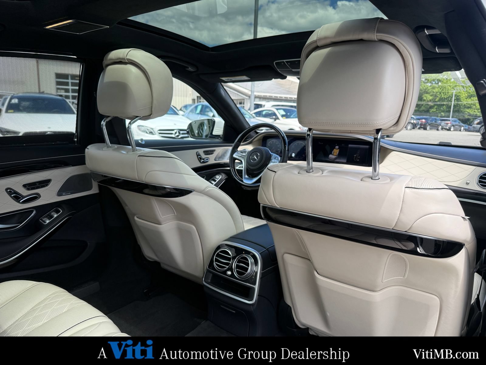 Used 2019 Mercedes-Benz S 560 4MATIC Sedan image 28