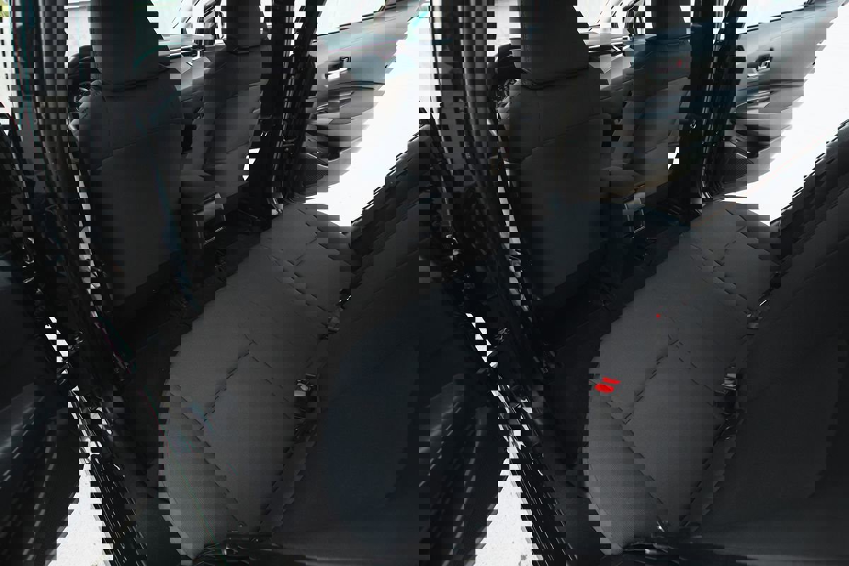 Used 2021 Toyota Corolla LE image 20