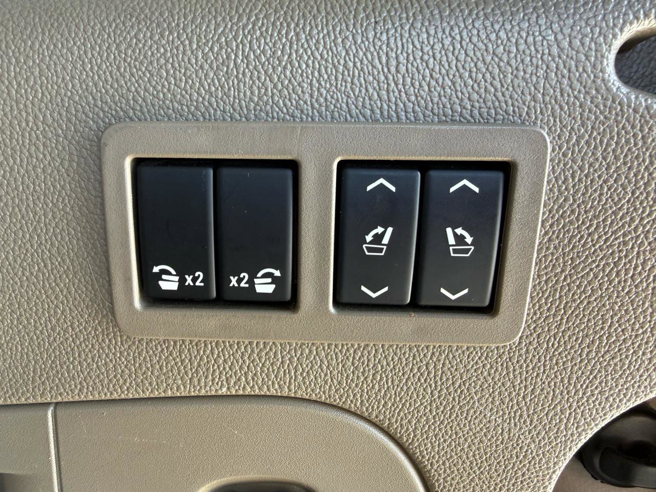 Used 2019 Chevrolet Suburban Premier image 18