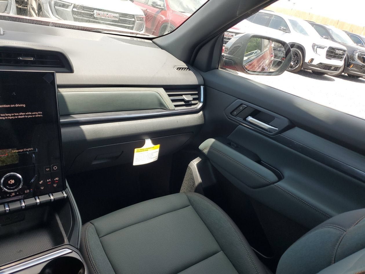 New 2026 GMC Terrain AT4 w/ Technology Package II AWD/4WD image 15