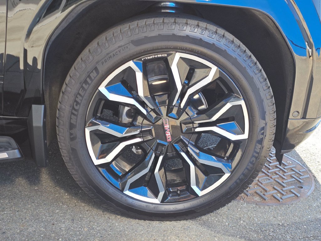 Used 2026 GMC Sierra EV Denali AWD/4WD image 9