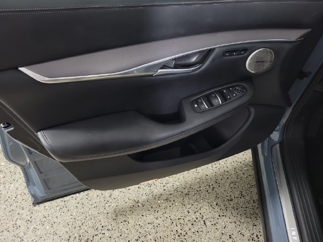 Certified 2023 INFINITI QX50 Luxe FWD image 21