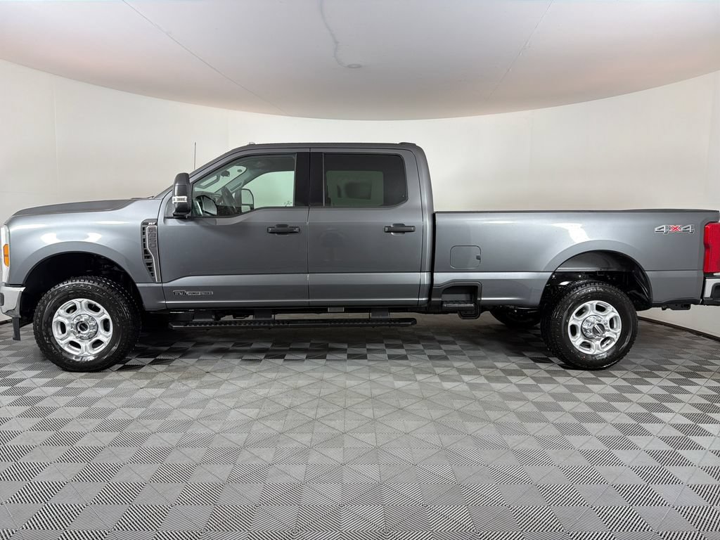 New 2026 Ford F350 XLT AWD/4WD image 6