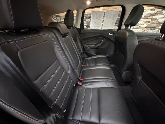 Used 2018 Ford Escape Titanium AWD/4WD image 38