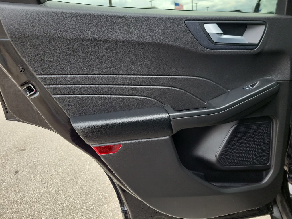 Used 2023 Ford Escape ST-Line w/ Tech Pack #1 FWD image 10