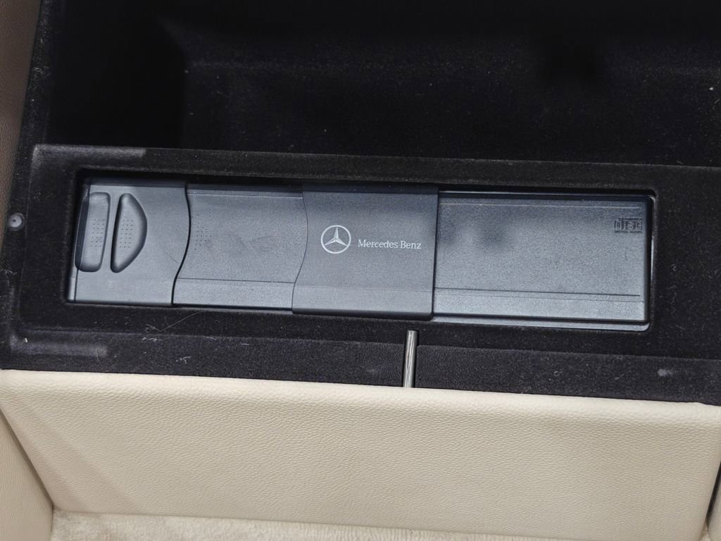 Used 2005 Mercedes-Benz SL 500 image 31