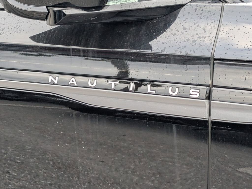 New 2026 Lincoln Nautilus Reserve AWD/4WD image 10