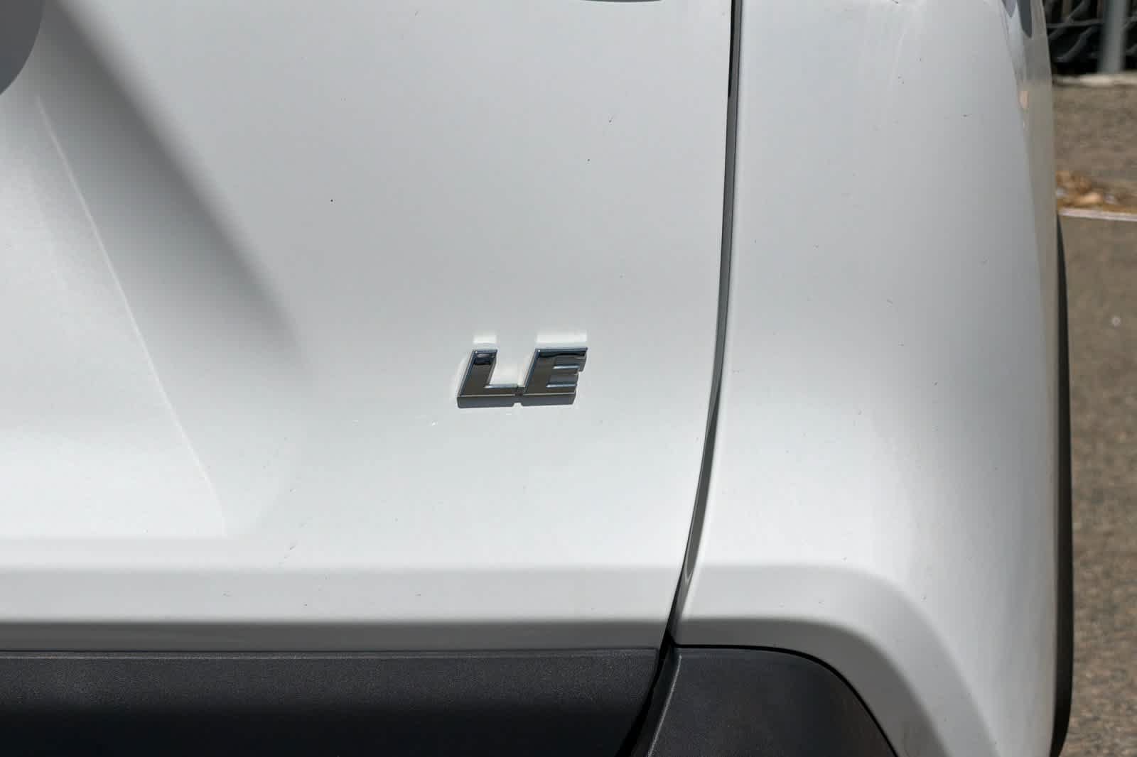 Certified 2022 Toyota RAV4 LE FWD image 24
